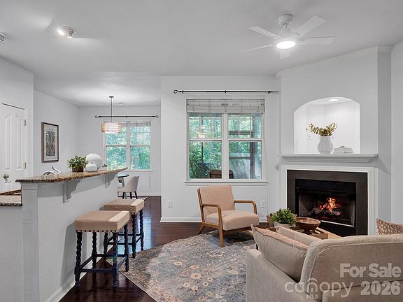 3rd image of 10747 Essex Hall Dr