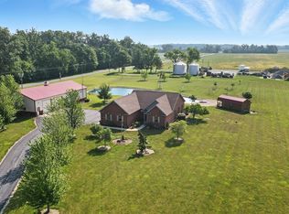 20724 Bowsher Rd, Wapakoneta, OH 45895