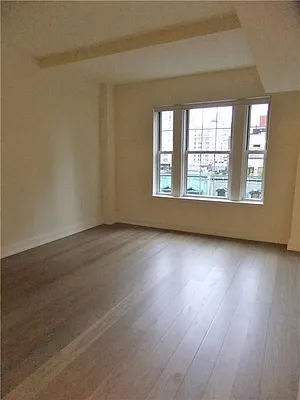 Rented by R New York | media 6