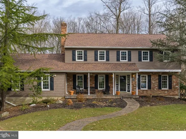 224 Autumn Dr, Exton, PA 19341