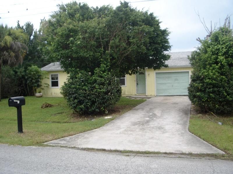 1st image of 1838 SE North Buttonwood Road