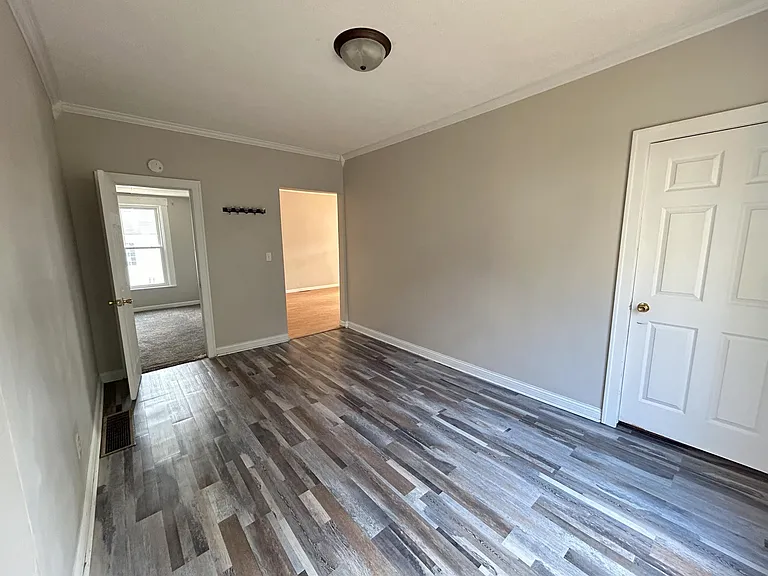 291 Laurel Dr — Photo 11