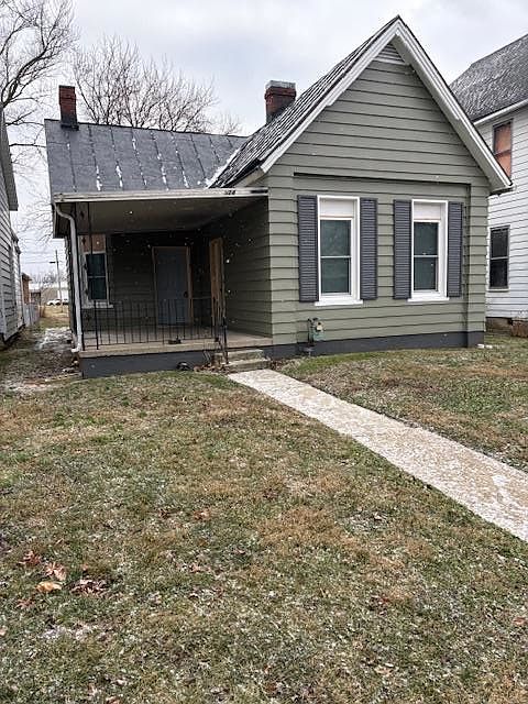 1st image of 324 E Water St