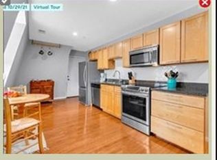 166 Village St UNIT 301, Medway, MA 02053