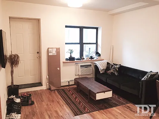 Rented by J Misrahi Realty Corp | media 4