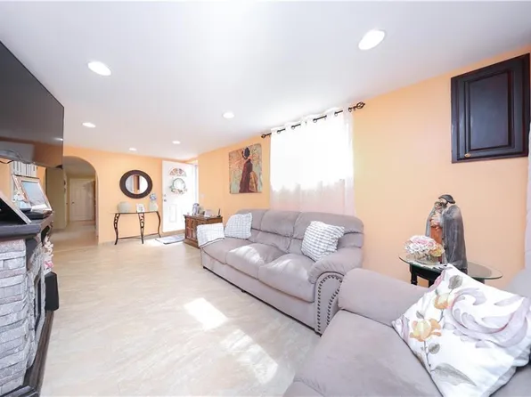 49 Lewiston Street image 35 of 45