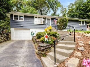 61 Navasota Ave, Worcester, MA 01602