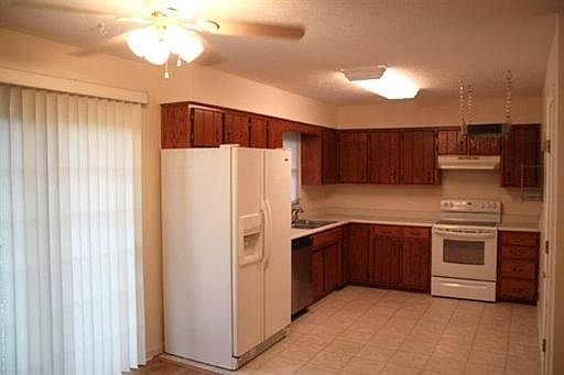 2nd image of 1535 Amber Ct
