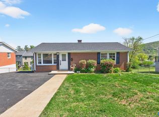 316 Carlton Rd, Charlottesville, VA