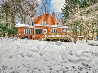 29 Rockleigh Rd, Rockleigh, NJ 07647