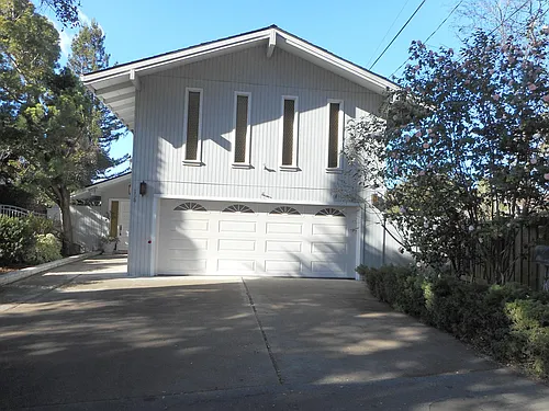 198 Selby Ln Photo 1
