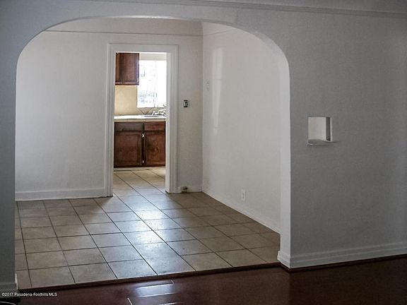4th image of 5100 Templeton St