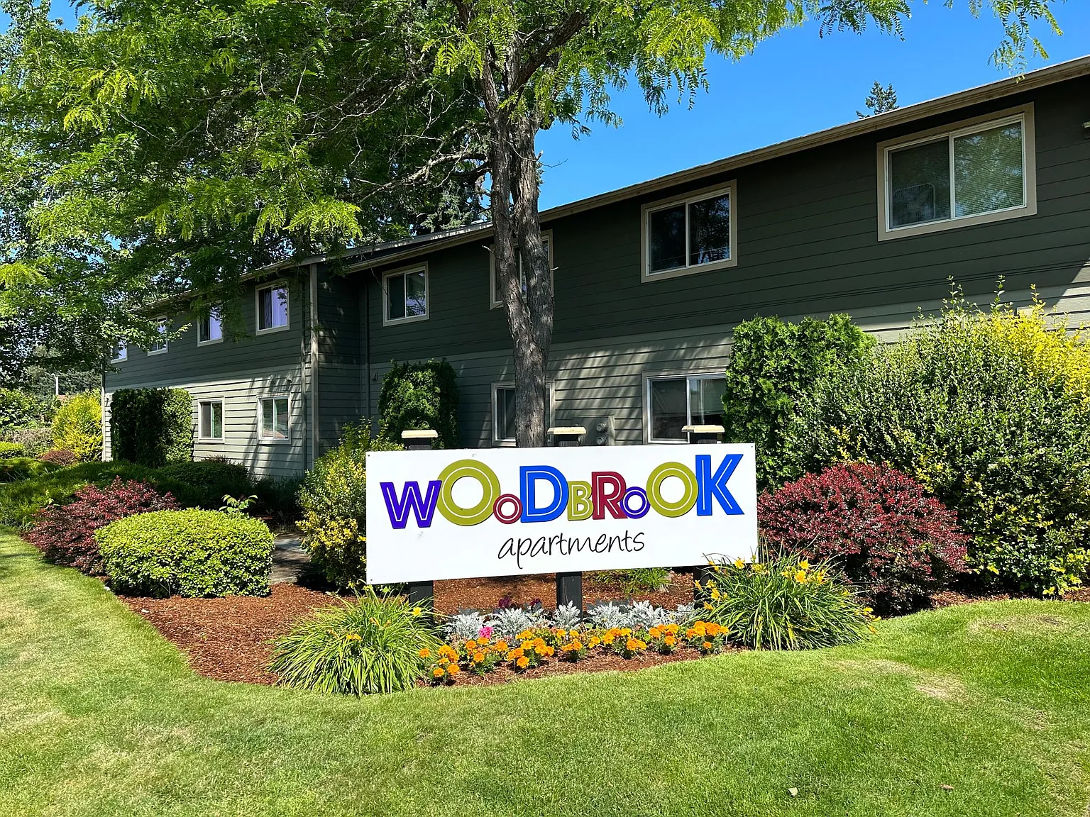 2 bed, 900 sqft, $1,399 — Photo 3