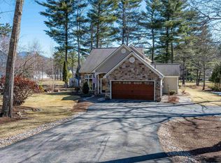 18 Falcon Way, Hales Location, NH 03860