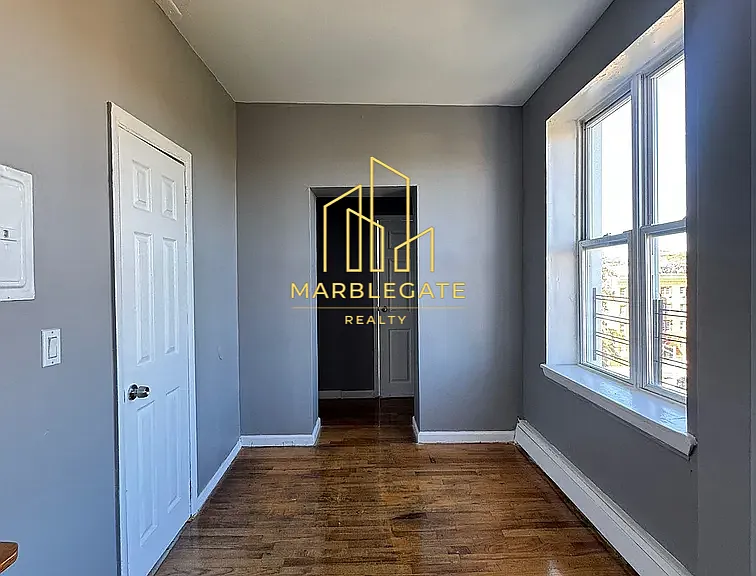 322 Park Ave #113 — Photo 3