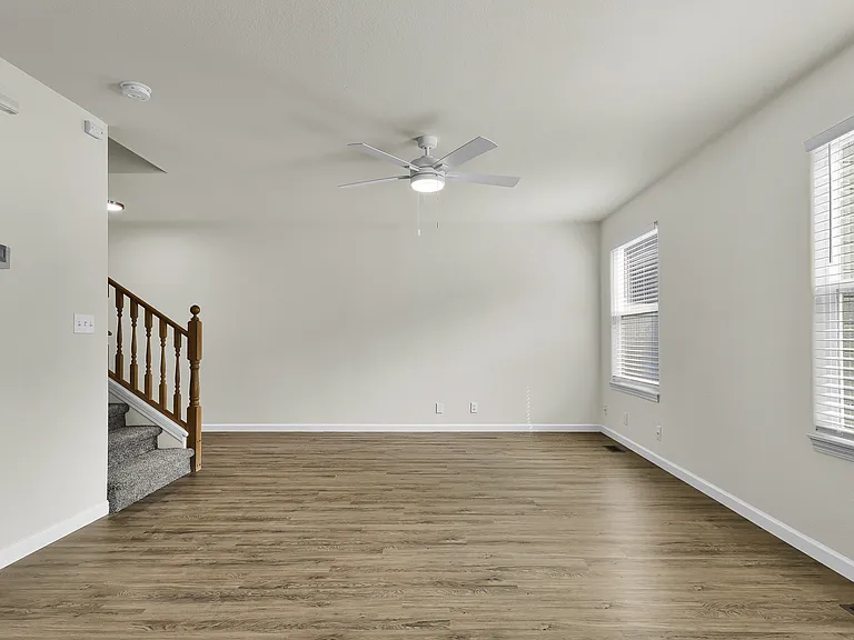 8076 W San Fernando Ct — Photo 5