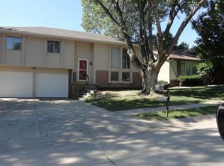 13027 Cady Ave, Omaha, NE 68164