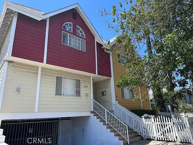 5217 Satsuma Ave #4 — Photo 1