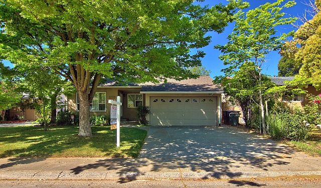 1st image of 5684 Jacks Ln