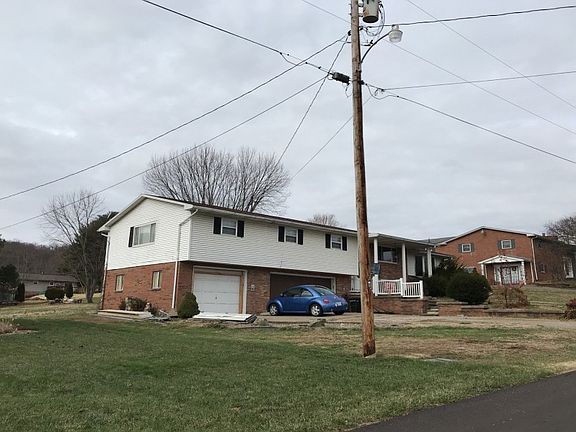 3rd image of 185 Woodlawn Ave