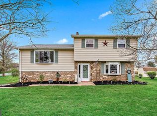 2606 Danielle Dr, Dover, PA