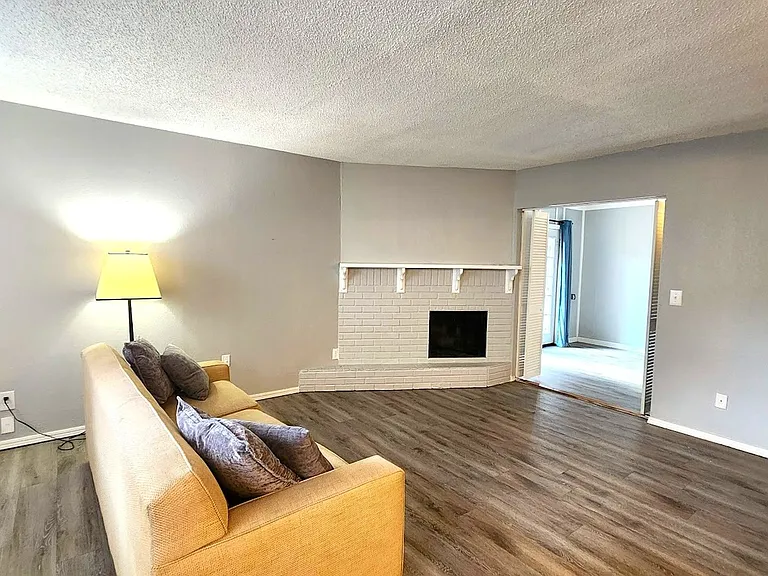 6704 N Meridian Ave #A — Photo 9