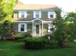 14 Bradford Ave, Foxboro, MA 02035