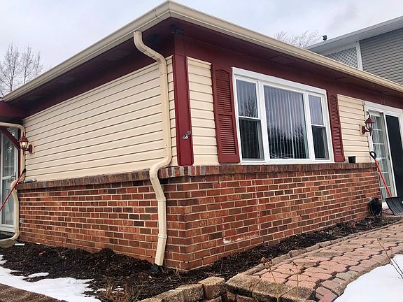 2nd image of 217 Bunker Hill Dr