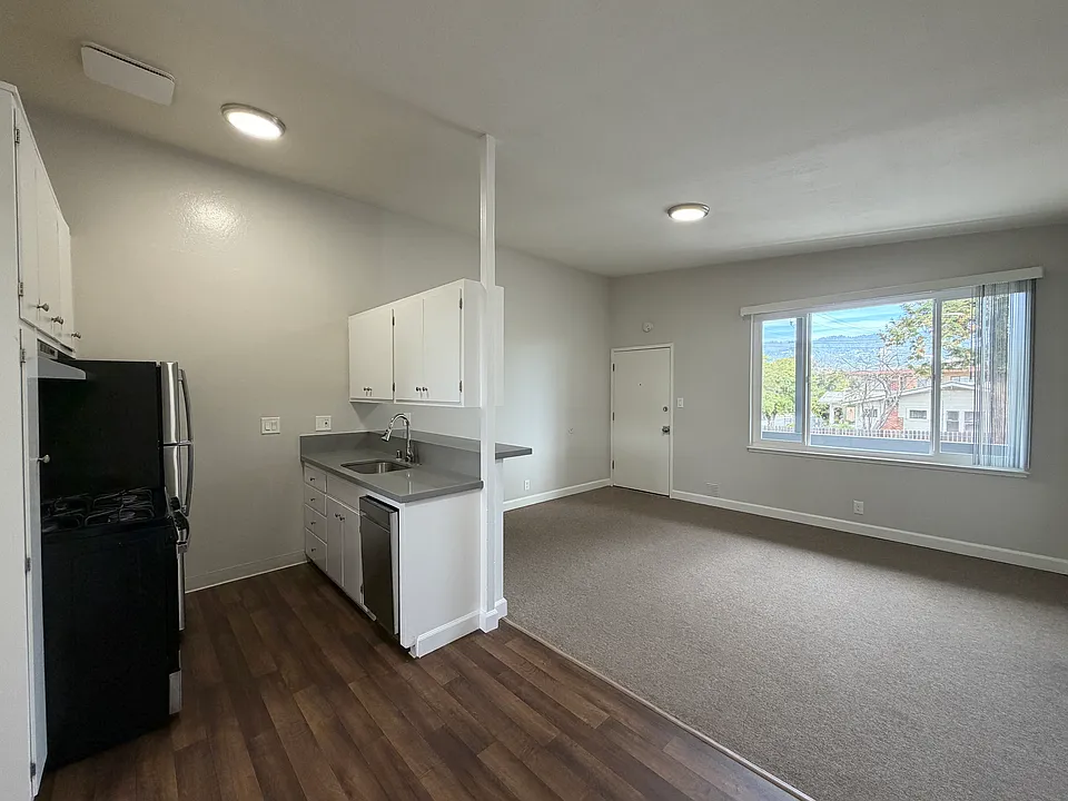 Tahoe Terrace Apartments
