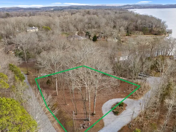 5662 Willowpoint Ln, Harrison, TN 37341