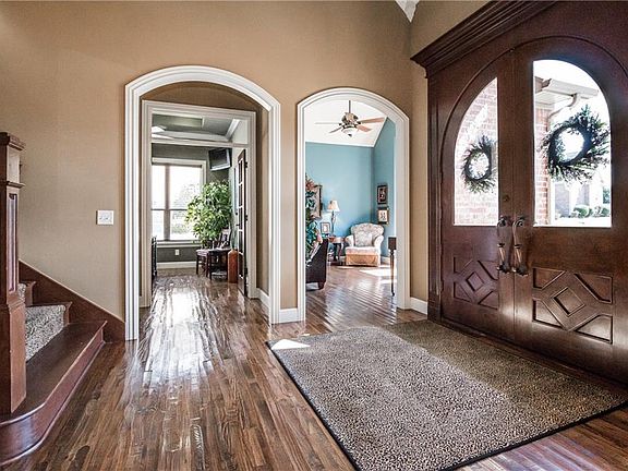 3rd image of 5304 S Waterbury Ct