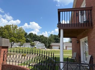 2955 Fairway Ln #12, Zanesville, OH 43701