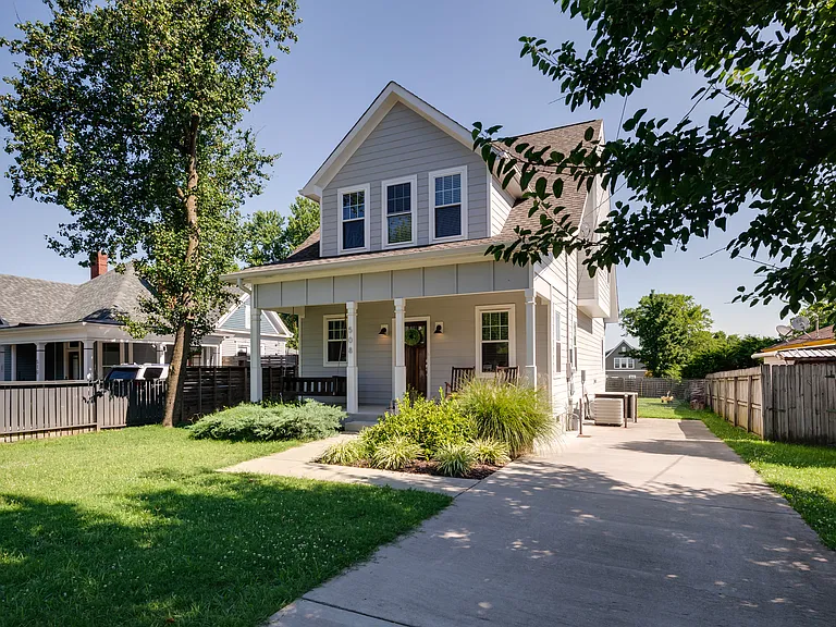 508 Morton Ave — Photo 39