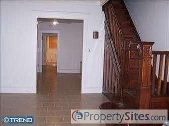 3rd image of 153 E Lehigh Ave