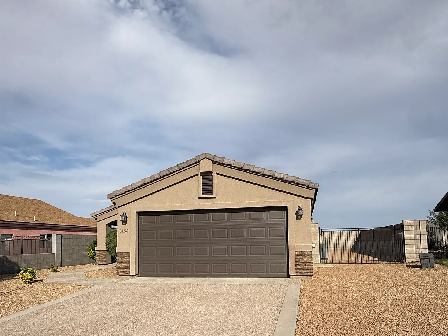 3 bed, 1323 sqft, $1,650 — Photo 2