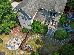 202 Adclare Rd, Rockville, MD 20850