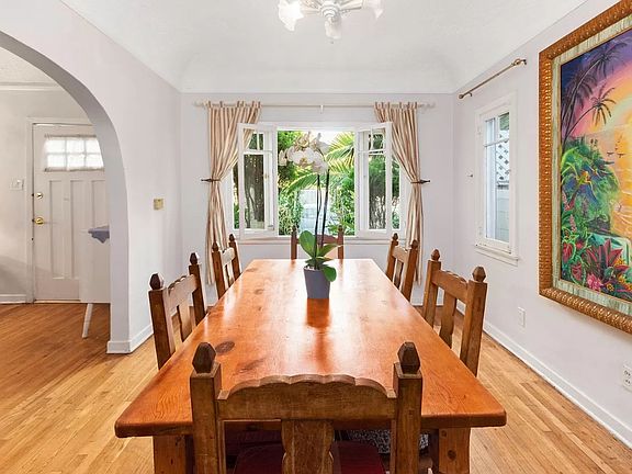 4th image of 3110 Highland Ave #1