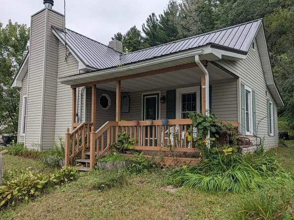 208 S Maiben St, Readstown, WI 54652