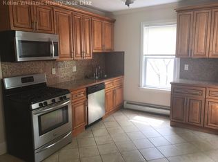 38 Tyndall Ave #2, Providence, RI 02908