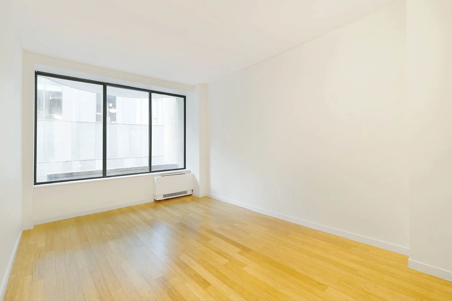 150 E 85th St APT 3C photo 1