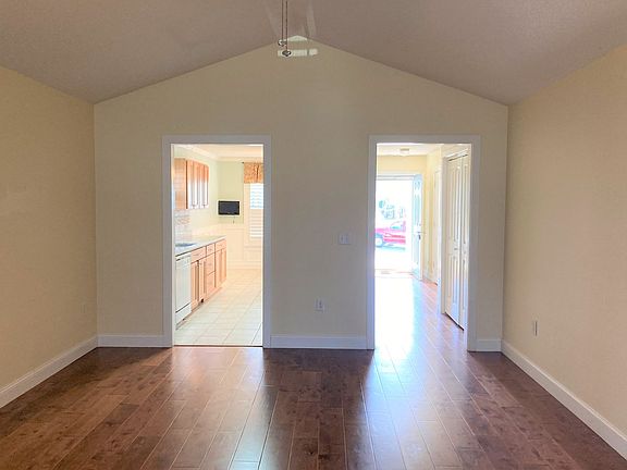 3rd image of 4538 Fleetwood Dr