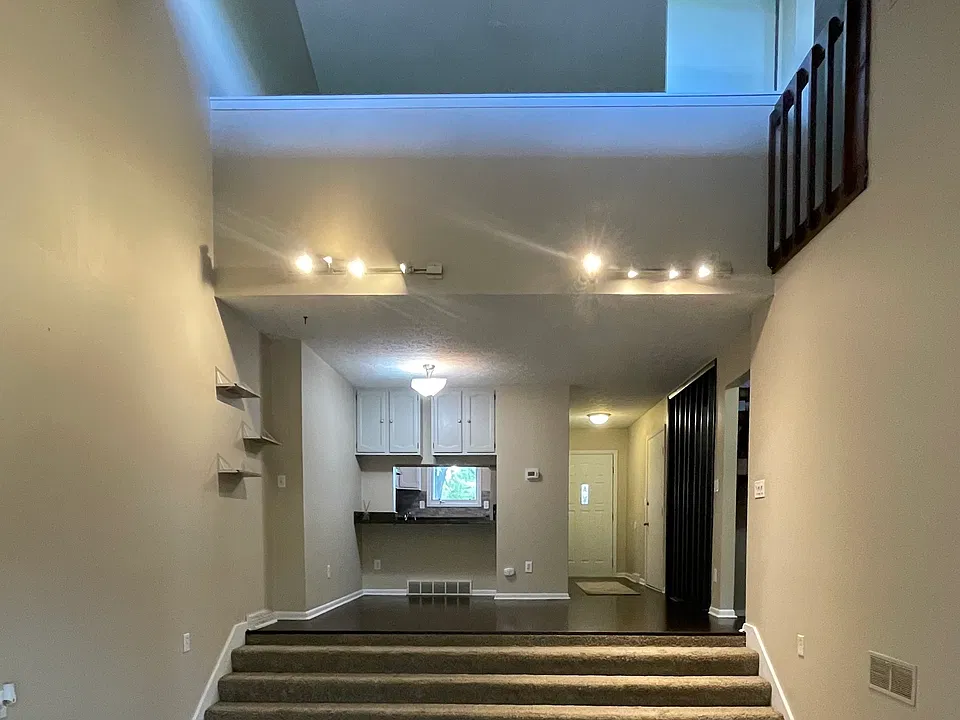 7572 Tyjon Cir