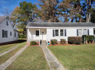 711 Barton Ave, Kinston, NC 28501