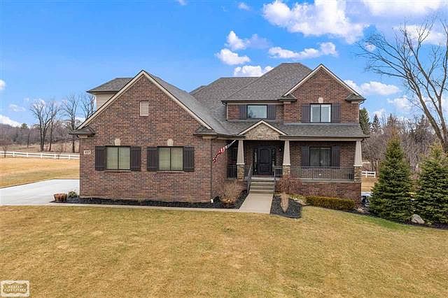 1st image of 8217 Tamarack Ln