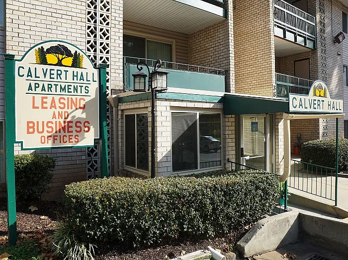 Calvert Hall Apartments — Photo 4