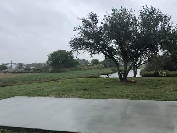 3rd image of 3519 Bastrop St
