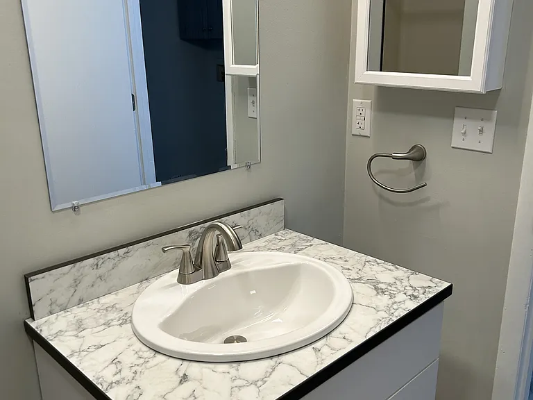 427 N Lake St #6 — Photo 9