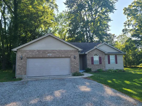 7001 Mountain View Dr, Hillsboro, OH 45133