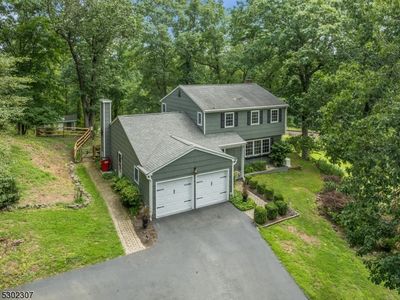 31 Country Hill Rd, Lebanon, NJ, 08833