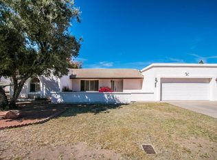6414 W Desert Hills Dr, Glendale, AZ 85304